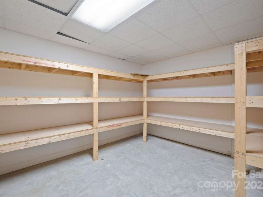 1634 Watkins Court, Morganton, NC 28655.  MLS# CAR4208382, YatesRealty ID 3324. 