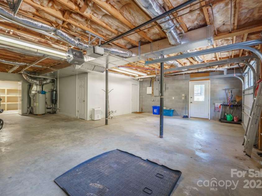 1634 Watkins Court, Morganton, NC 28655.  MLS# CAR4208382, YatesRealty ID 3324. 