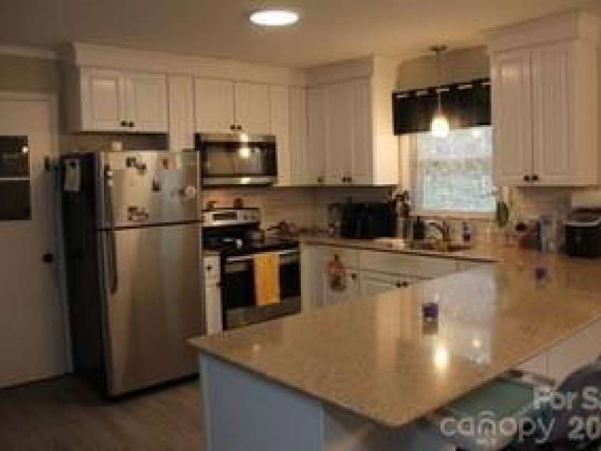 209 Azalea Road, Lancaster, SC 29720.  MLS# CAR4403181, YatesRealty ID 3324. 