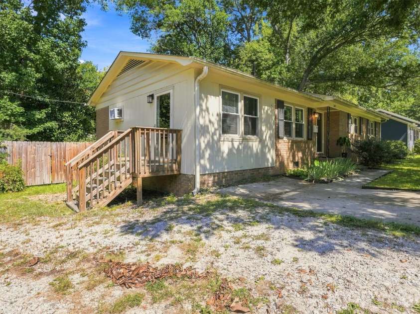209 Azalea Road, Lancaster, SC 29720.  MLS# CAR4403181, YatesRealty ID 3324. 