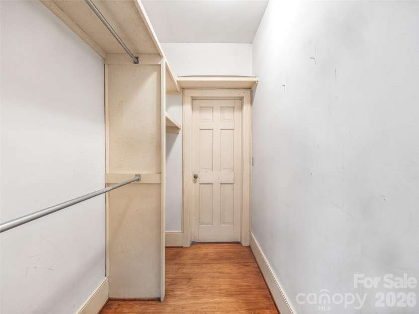 385 Chunns Cove Road, Asheville, NC 28805.  MLS# CAR4339824, YatesRealty ID 3324. 