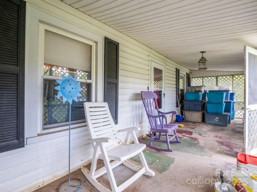 107 Arrowood Drive, Forest City, NC 28043.  MLS# CAR4287942, YatesRealty ID 33240. Front Covered Porch