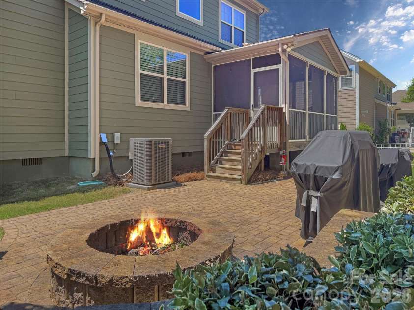 2440 Surveyor General Drive, Waxhaw, NC 28173.  MLS# CAR4389736, YatesRealty ID 33240. 