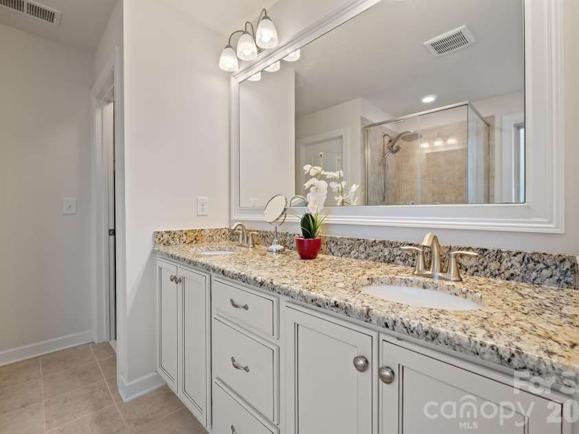 2440 Surveyor General Drive, Waxhaw, NC 28173.  MLS# CAR4389736, YatesRealty ID 33240. 