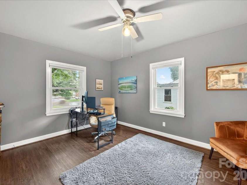 2225 Ashley Road, Charlotte, NC 28208.  MLS# CAR4389591, YatesRealty ID 33241. 