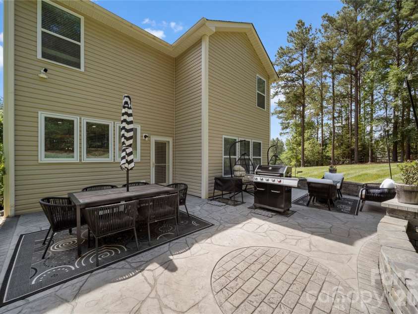 8122 Mossy Rock Road, Waxhaw, NC 28173.  MLS# CAR4382633, YatesRealty ID 33242. Exterior back (2)