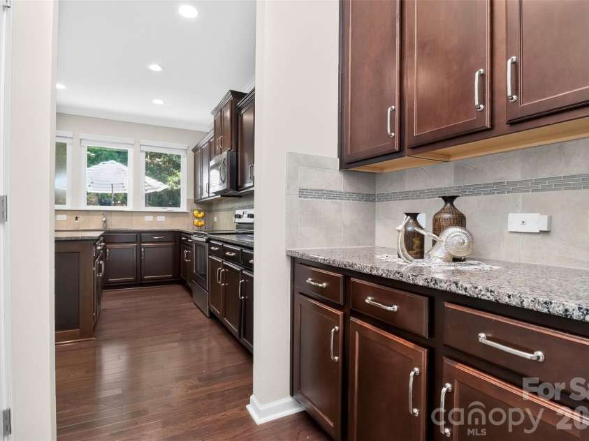 8122 Mossy Rock Road, Waxhaw, NC 28173.  MLS# CAR4430192, YatesRealty ID 33242. 