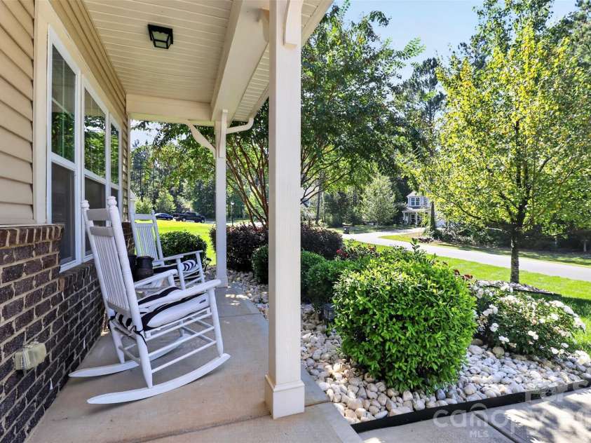 8122 Mossy Rock Road, Waxhaw, NC 28173.  MLS# CAR4430192, YatesRealty ID 33242. 