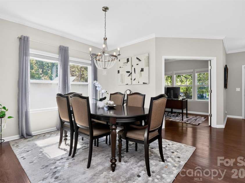 8122 Mossy Rock Road, Waxhaw, NC 28173.  MLS# CAR4430192, YatesRealty ID 33242. Elegant dining room.