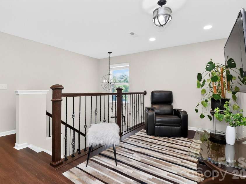 8122 Mossy Rock Road, Waxhaw, NC 28173.  MLS# CAR4430192, YatesRealty ID 33242. Flex space - 2nd Level