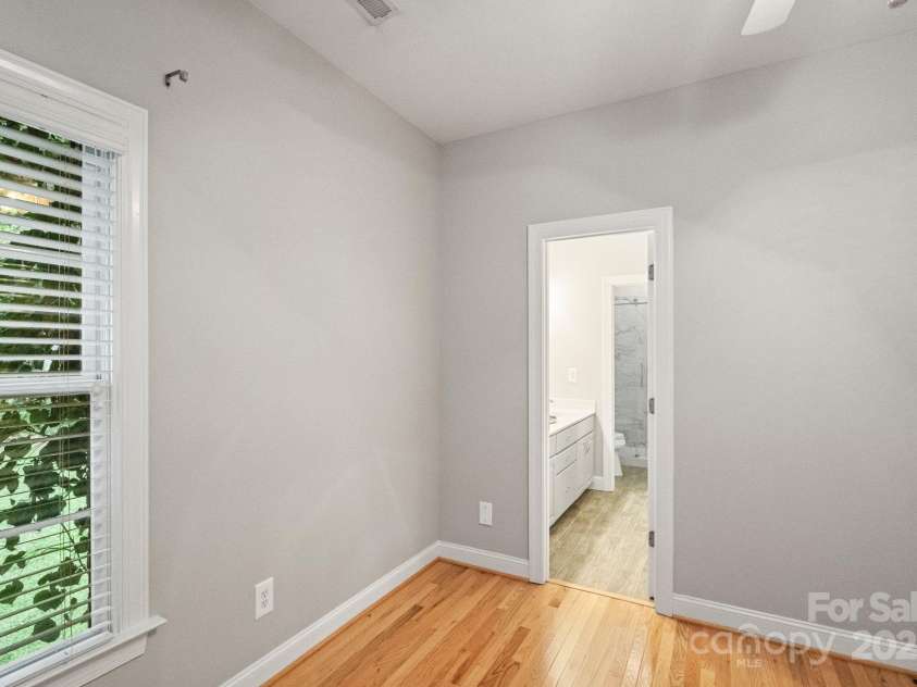 501 Colonels Court, Clover, SC 29710.  MLS# CAR4288032, YatesRealty ID 33243. 4th bedroom with connecting bathroom