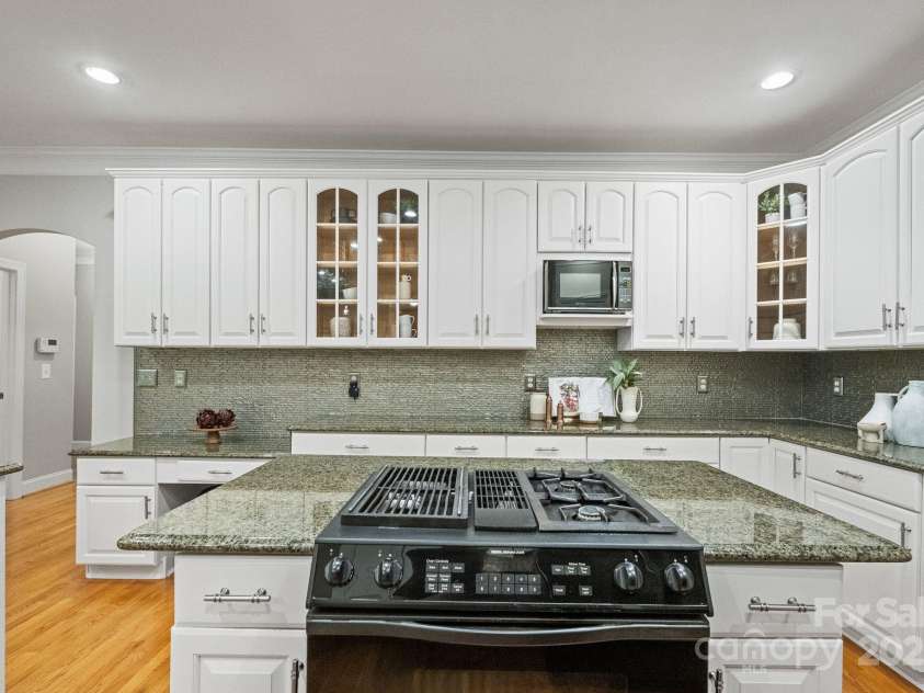 501 Colonels Court, Clover, SC 29710.  MLS# CAR4288032, YatesRealty ID 33243. 