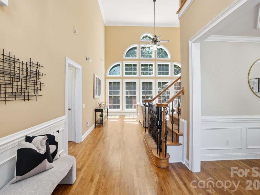 11649 James Richard Drive, Charlotte, NC 28277.  MLS# CAR4382209, YatesRealty ID 33244. Foyer