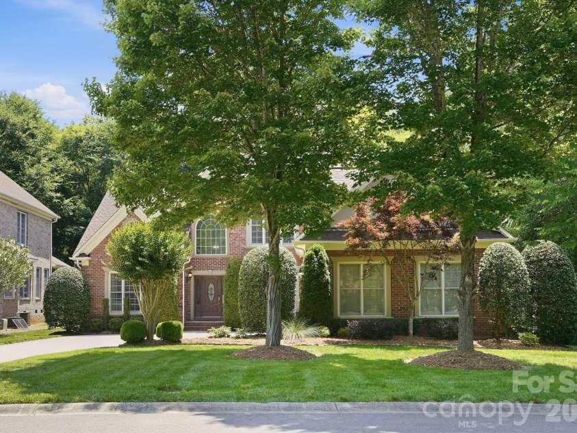 11649 James Richard Drive, Charlotte, NC 28277.  MLS# CAR4382209, YatesRealty ID 33244. Front Exterior
