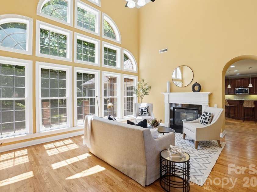 11649 James Richard Drive, Charlotte, NC 28277.  MLS# CAR4382209, YatesRealty ID 33244. Great Room