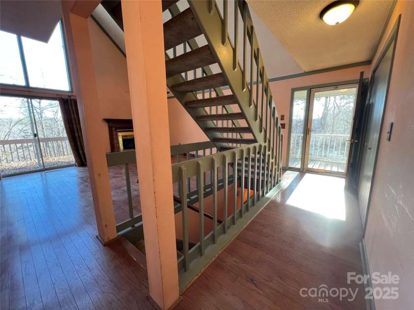 430 Laurel Heights Lane, Tryon, NC 28782.  MLS# CAR4277530, YatesRealty ID 33245. 