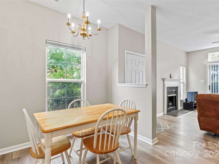 8856 Cinnabay Drive, Charlotte, NC 28216.  MLS# CAR4288985, YatesRealty ID 33246. 