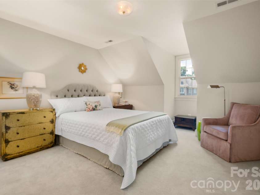 1103 Real Quiet Lane, Waxhaw, NC 28173.  MLS# CAR4392510, YatesRealty ID 33247. 