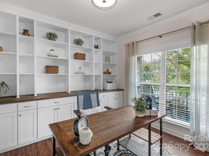 1809 Old Bennington Drive, Waxhaw, NC 28173.  MLS# CAR4280543, YatesRealty ID 33248. 