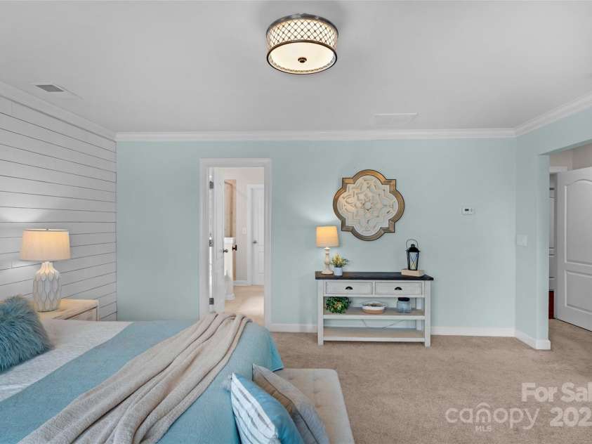 1809 Old Bennington Drive, Waxhaw, NC 28173.  MLS# CAR4280543, YatesRealty ID 33248. 