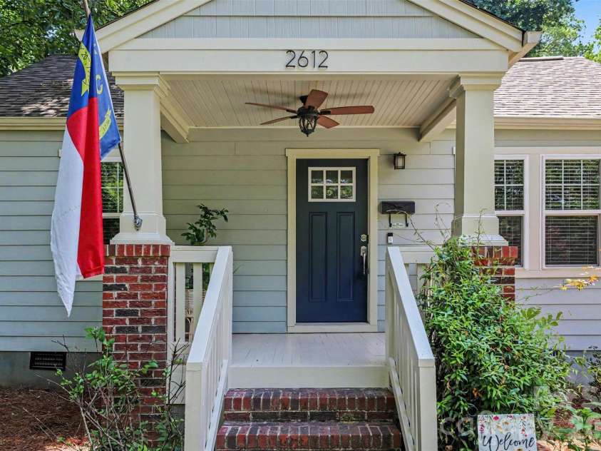 2612 Roslyn Avenue, Charlotte, NC 28208.  MLS# CAR4412729, YatesRealty ID 33248. 
