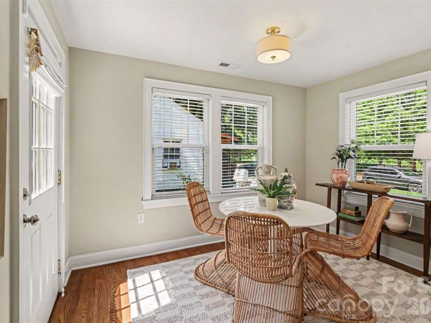 2612 Roslyn Avenue, Charlotte, NC 28208.  MLS# CAR4412729, YatesRealty ID 33248. 
