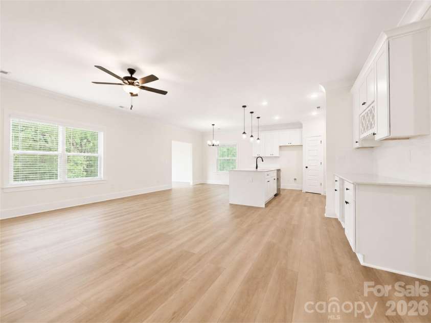 1232 Sharon Amity Road, Charlotte, NC 28211.  MLS# CAR4393747, YatesRealty ID 33249. 