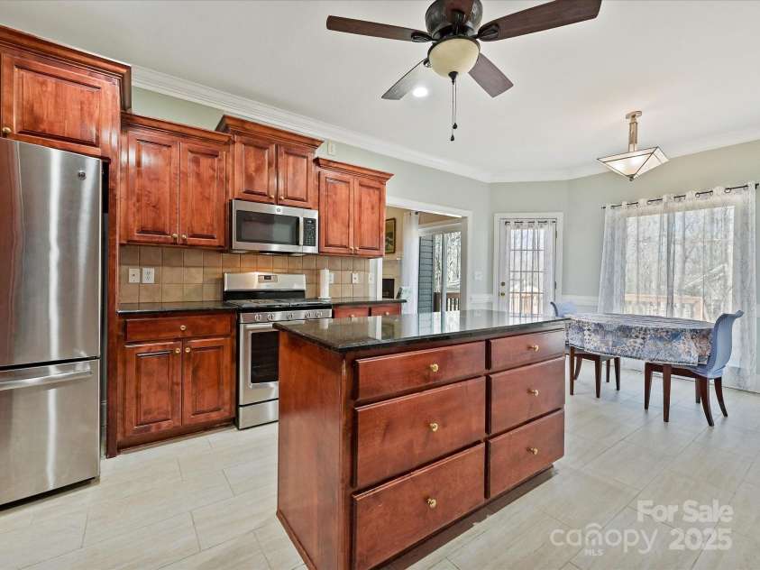 1525 Autumn Brook Lane, York, SC 29745.  MLS# CAR4234178, YatesRealty ID 3325. 