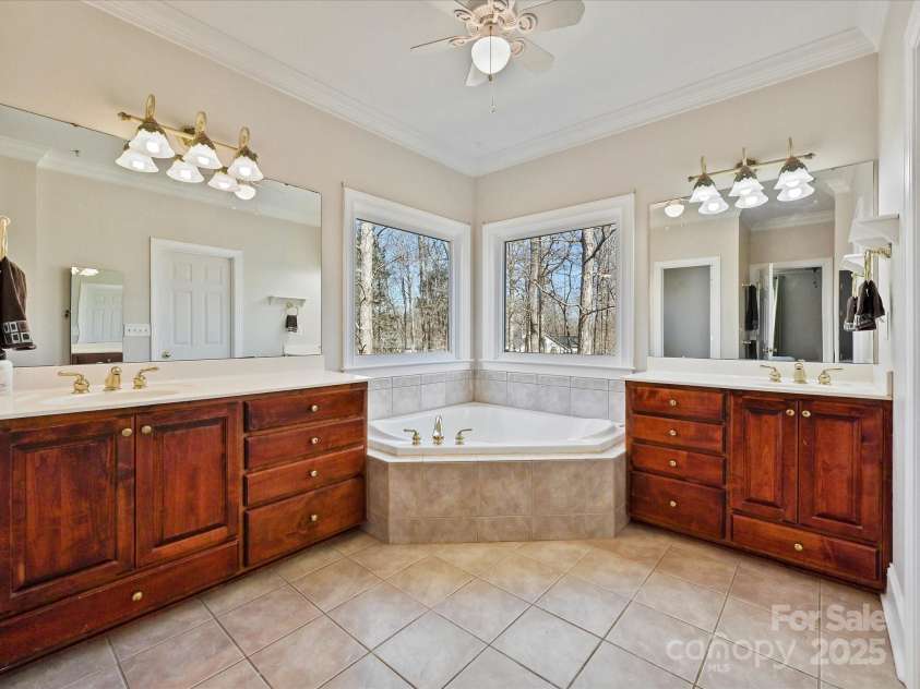 1525 Autumn Brook Lane, York, SC 29745.  MLS# CAR4234178, YatesRealty ID 3325. 