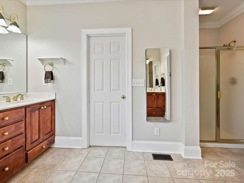 1525 Autumn Brook Lane, York, SC 29745.  MLS# CAR4234178, YatesRealty ID 3325. 