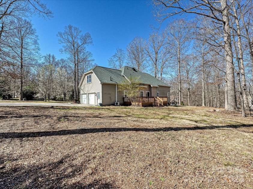 1525 Autumn Brook Lane, York, SC 29745.  MLS# CAR4234178, YatesRealty ID 3325. 