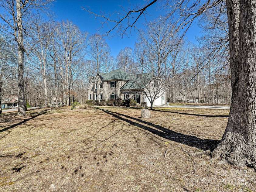 1525 Autumn Brook Lane, York, SC 29745.  MLS# CAR4234178, YatesRealty ID 3325. 