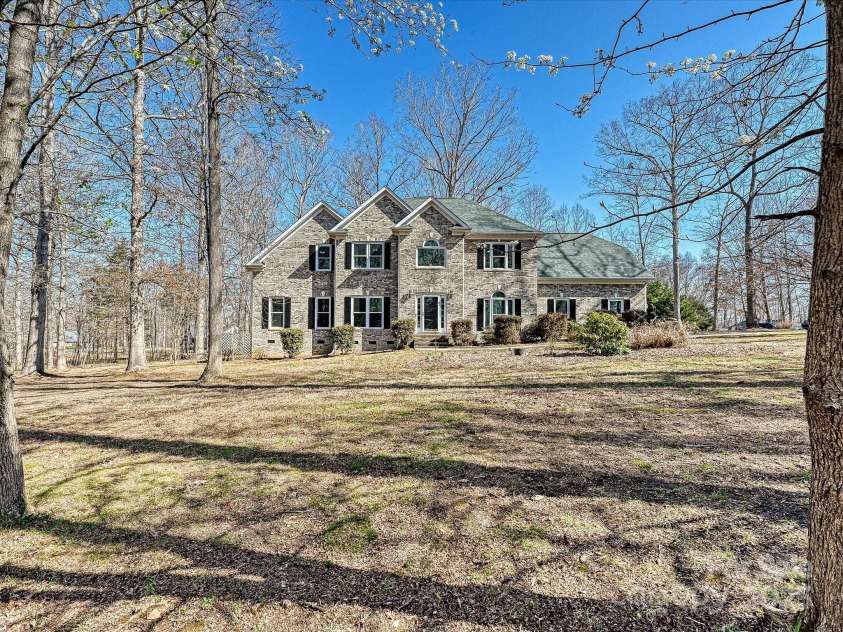 1525 Autumn Brook Lane, York, SC 29745.  MLS# CAR4234178, YatesRealty ID 3325. 