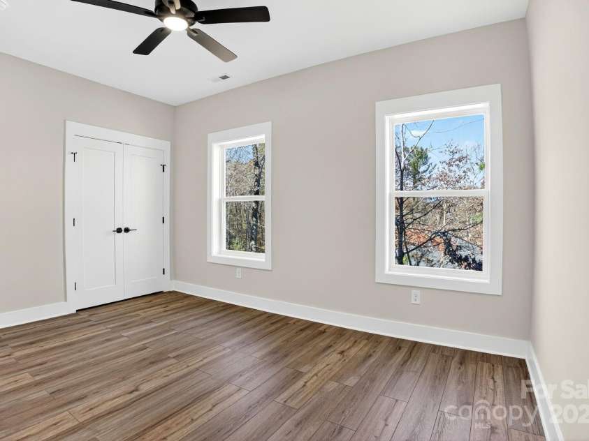 51 Windsor Drive, Taylorsville, NC 28681.  MLS# CAR4325749, YatesRealty ID 3325. 2nd Floor Bedroom