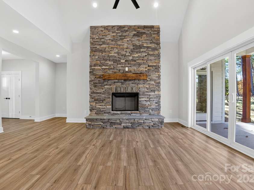 51 Windsor Drive, Taylorsville, NC 28681.  MLS# CAR4325749, YatesRealty ID 3325. Great Room