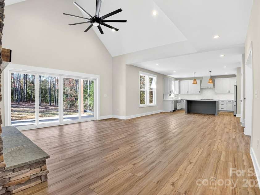 51 Windsor Drive, Taylorsville, NC 28681.  MLS# CAR4325749, YatesRealty ID 3325. Great Room