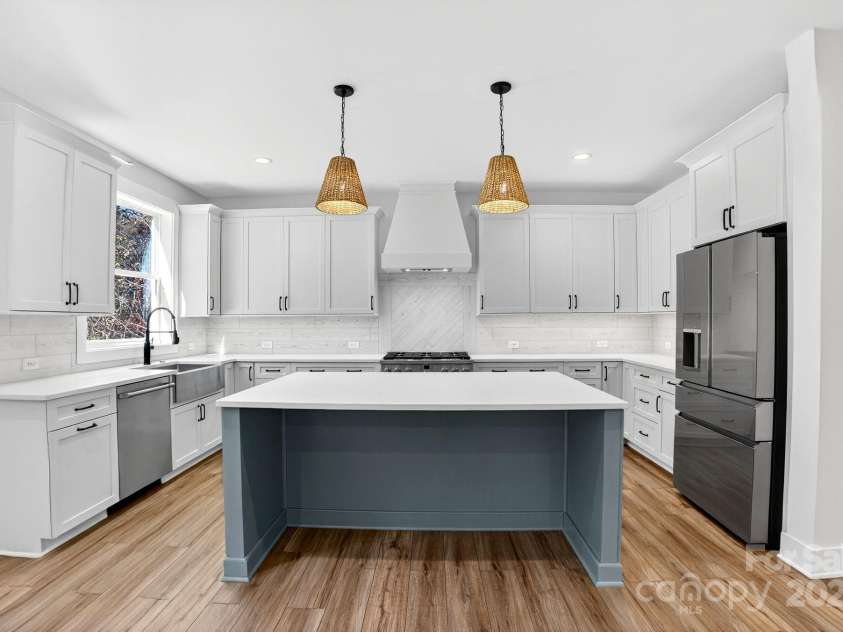 51 Windsor Drive, Taylorsville, NC 28681.  MLS# CAR4325749, YatesRealty ID 3325. Kitchen