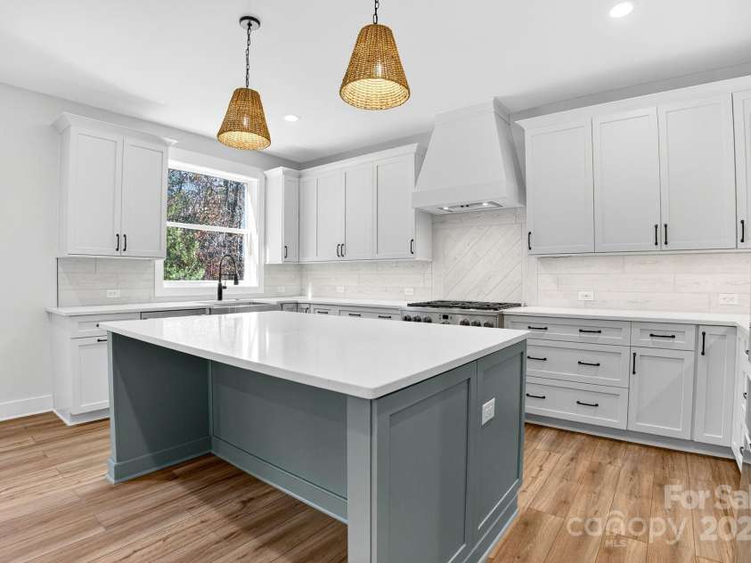 51 Windsor Drive, Taylorsville, NC 28681.  MLS# CAR4325749, YatesRealty ID 3325. Kitchen