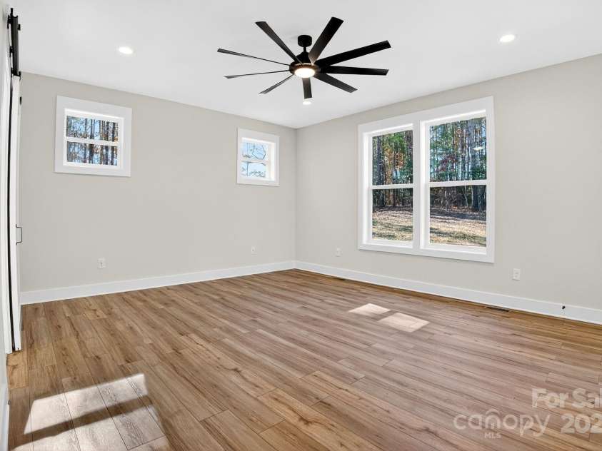 51 Windsor Drive, Taylorsville, NC 28681.  MLS# CAR4325749, YatesRealty ID 3325. Primary Suite