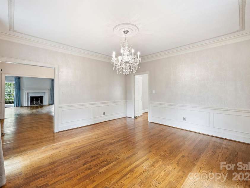 6820 Aronomink Drive, Charlotte, NC 28210.  MLS# CAR4292240, YatesRealty ID 33250. 