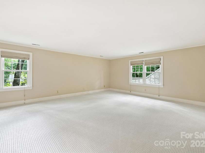 6820 Aronomink Drive, Charlotte, NC 28210.  MLS# CAR4292240, YatesRealty ID 33250. 