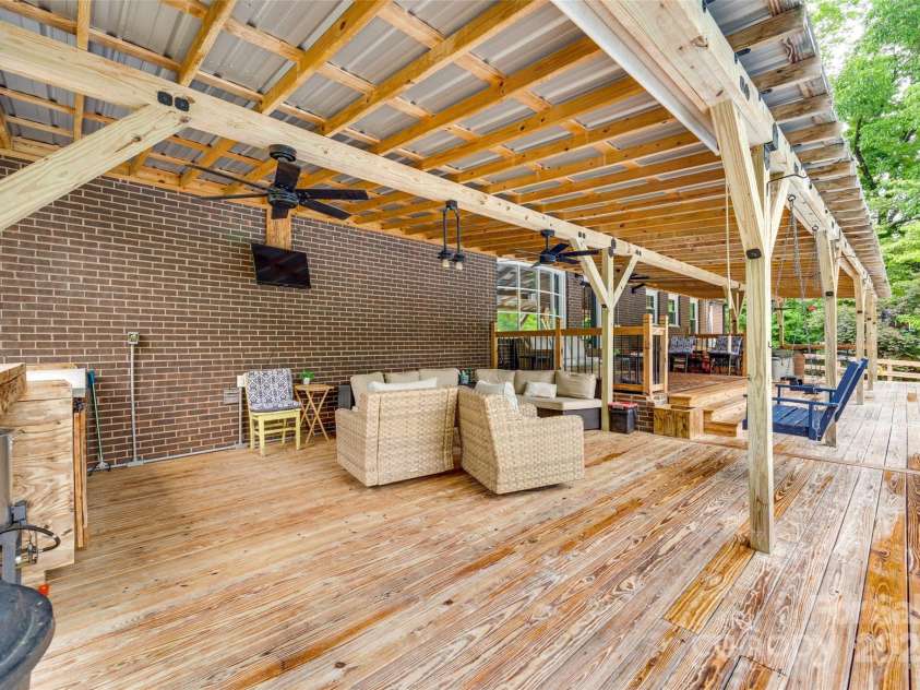 3447 Filbert Highway, Clover, SC 29710.  MLS# CAR4264740, YatesRealty ID 33251. 