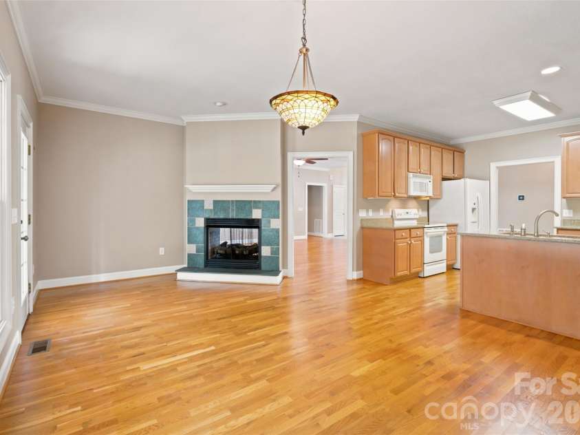 619 Laurel Valley Way, Salisbury, NC 28144.  MLS# CAR4394808, YatesRealty ID 33252. 