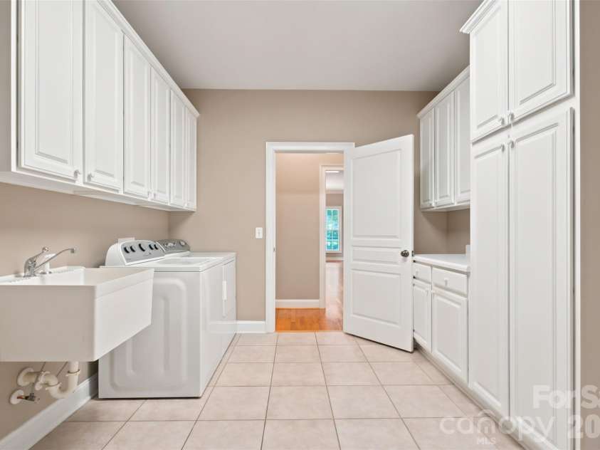 619 Laurel Valley Way, Salisbury, NC 28144.  MLS# CAR4394808, YatesRealty ID 33252. 