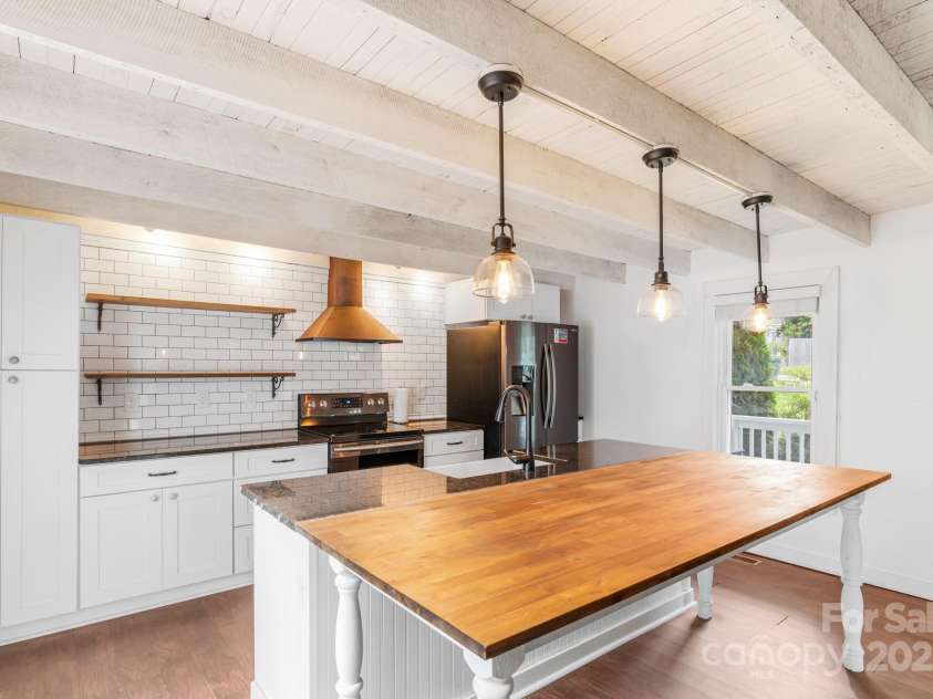 761 Main Street, Canton, NC 28716.  MLS# CAR4281762, YatesRealty ID 33252. Thoughtful finishing touches