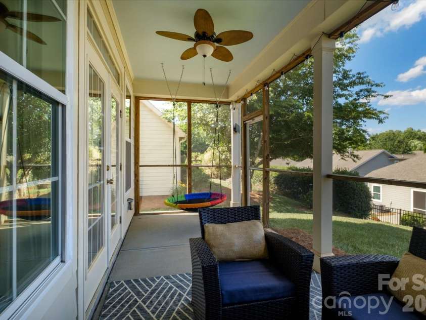 8929 Carneros Creek Road, Charlotte, NC 28214.  MLS# CAR4393961, YatesRealty ID 33253. 