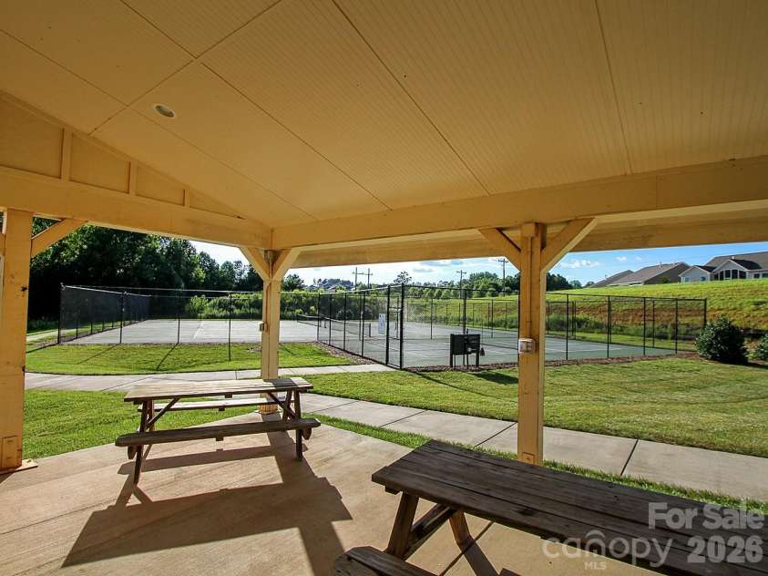 8929 Carneros Creek Road, Charlotte, NC 28214.  MLS# CAR4393961, YatesRealty ID 33253. 