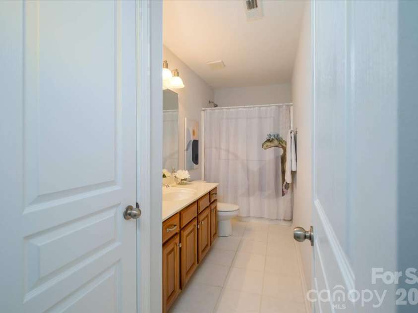 8929 Carneros Creek Road, Charlotte, NC 28214.  MLS# CAR4393961, YatesRealty ID 33253. Full Bath 2nd Floor