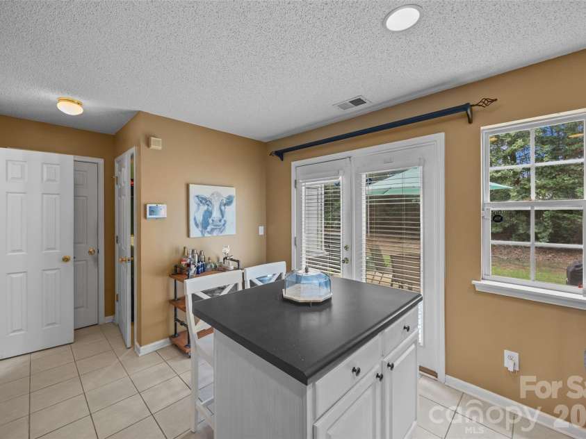 15066 Deshler Court, Charlotte, NC 28273.  MLS# CAR4393832, YatesRealty ID 33254. 
