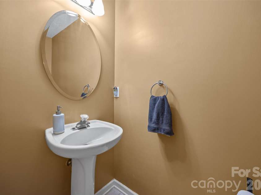 15066 Deshler Court, Charlotte, NC 28273.  MLS# CAR4393832, YatesRealty ID 33254. 